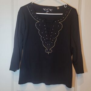 Women 1X Black Top  Bead Embellished Embroidered KNIT DE KNIT